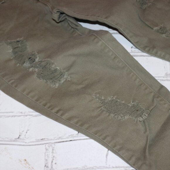 Olive green Jean Capri pants by Denizen Levi's Low-Rise boyfriend Size 3 W-26 - Picture 5 of 6